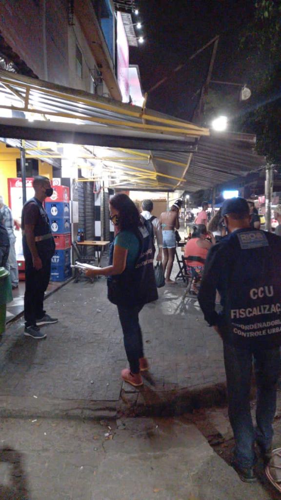 A partir da 00h desta sexta-feira, dia 12, passaram a vigorar as novas medidas determinadas pelo decreto 48.604, publicado no Diário Oficial de quinta-feira, dia 11.  - Prefeitura do Rio