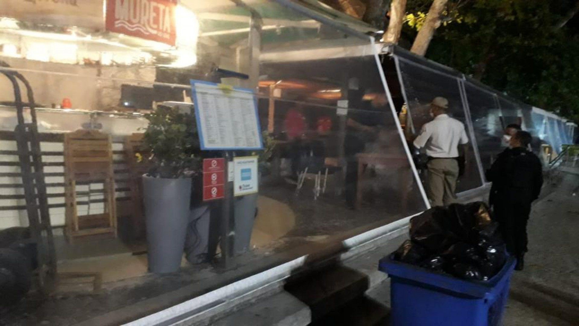 A partir da 00h desta sexta-feira, dia 12, passaram a vigorar as novas medidas determinadas pelo decreto 48.604, publicado no Diário Oficial de quinta-feira, dia 11.  - Prefeitura do Rio