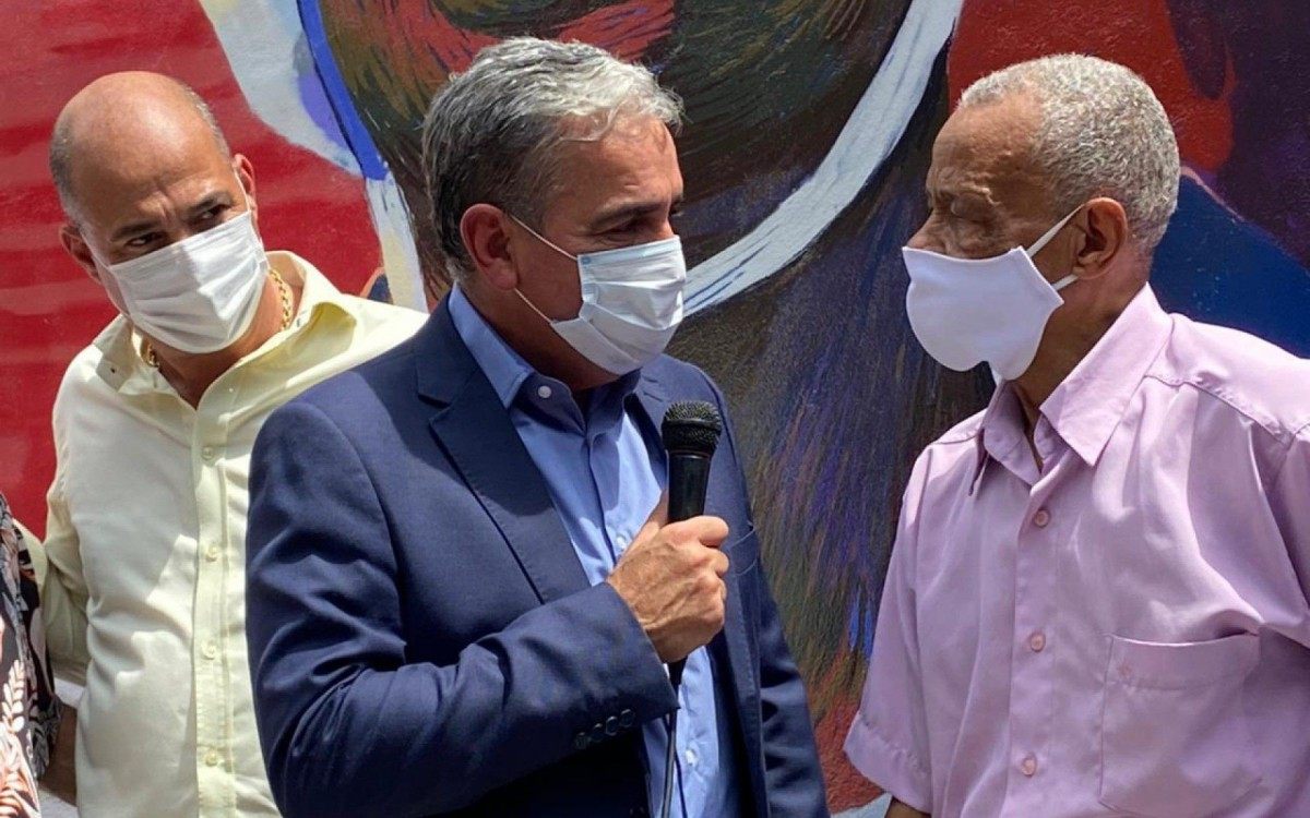 &Uacute;ltimo filho vivo de Jo&atilde;o C&acirc;ndido, seu Candinho contou emocionado que, independente de seu pai ser considerado her&oacute;i, ele foi um morador da cidade por d&eacute;cadas