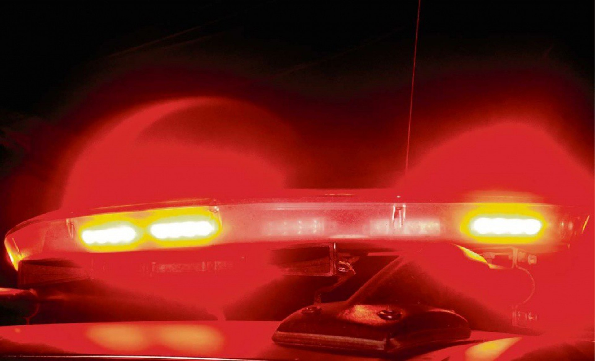 Assaltantes roubam mulher e filha de l&iacute;der do PCC e acabam no 'tribunal do crime'