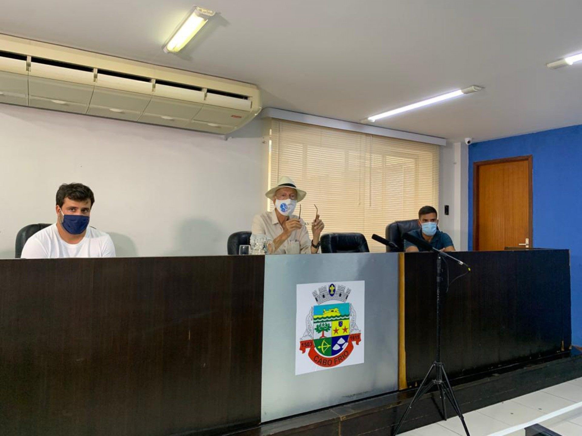 Cabo Frio adota toque de recolher das 23h &agrave;s 5h e outras restri&ccedil;&otilde;es