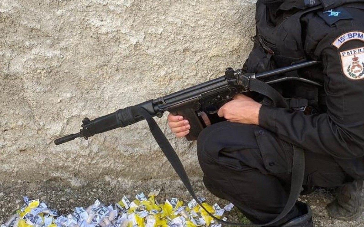 Suspeito &eacute; baleado em opera&ccedil;&atilde;o em Duque de Caxias