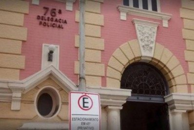 Dois homens são presos suspeitos de integrarem o tráfico de drogas na comunidade do Sabão, em Niterói