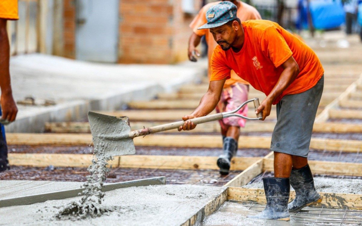 A Rua Catumbi est&aacute; sendo concretada, melhorando assim a qualidade de vida dos moradores do bairro