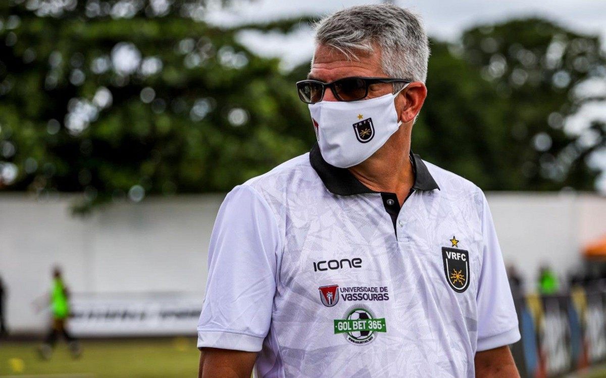 &lsquo;Vencemos e convencemos&rsquo;, diz t&eacute;cnico do Volta&ccedil;o