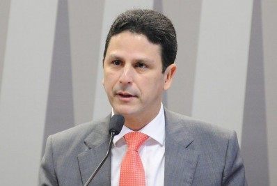 Presidente do PSDB classifica como 'sensíveis' as denúncias de fraude nas prévias