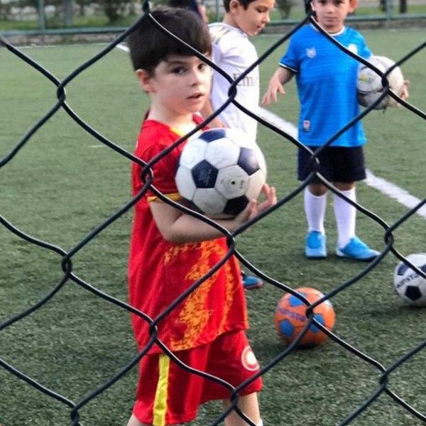 Menino Henry sofreu hemorragia interna e laceração do fígado