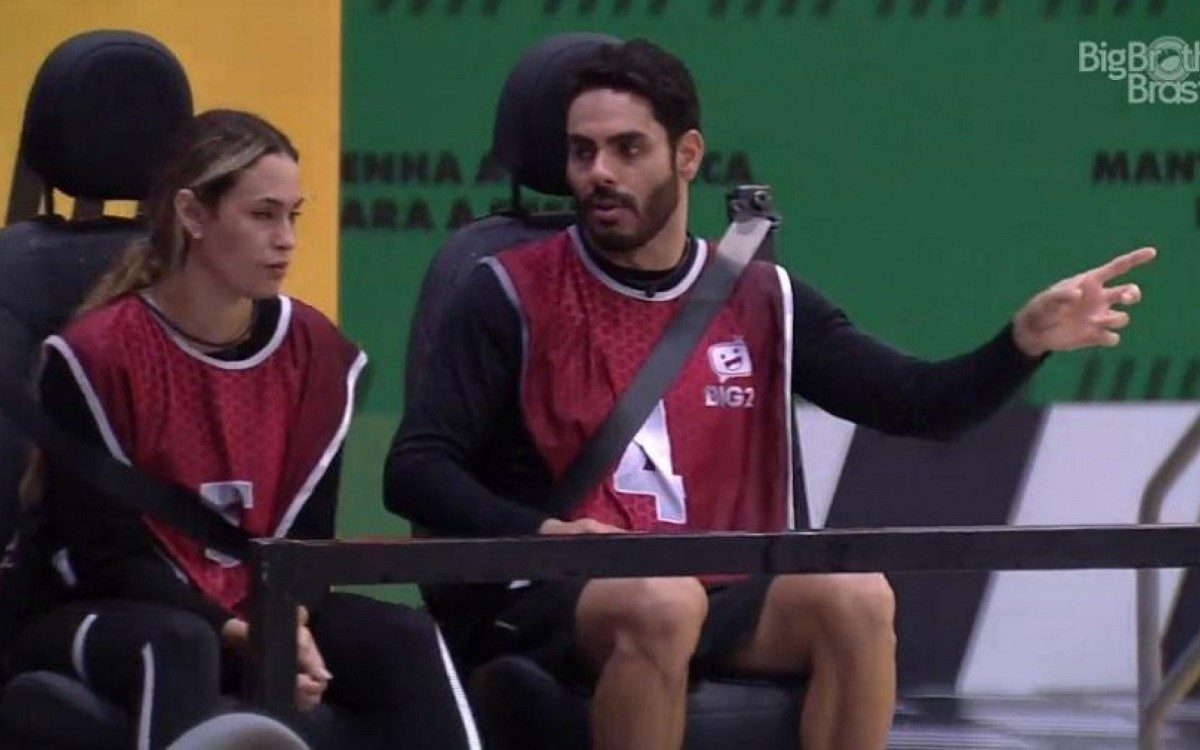 Sarah e Rodolffo conversam sobre relacionamentos durante a prova do l&iacute;der