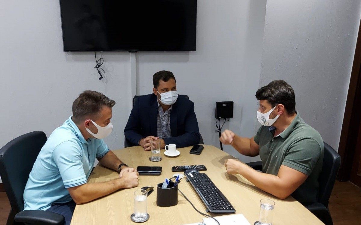 A AgeRio se reuniu com a Secretaria de Estado de Cidades para discutir formas de fortalecer os setores de Eventos e Turismo de Petrop&oacute;lis