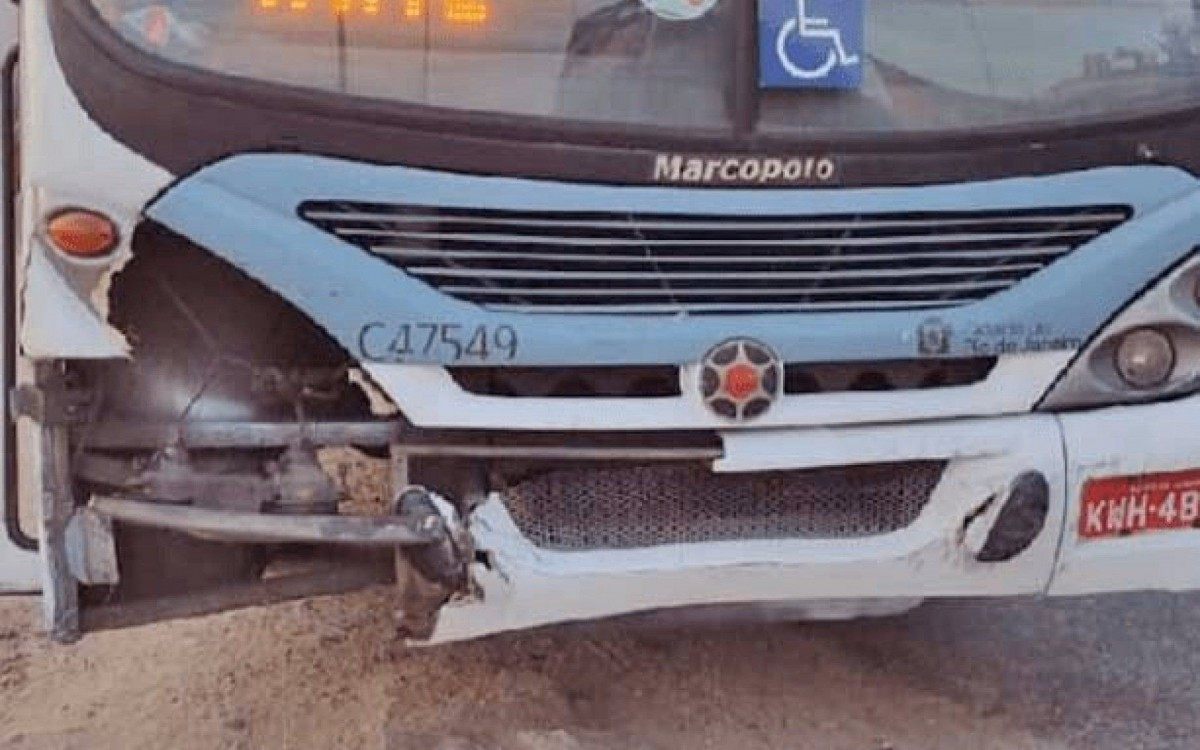 Coletivo ap&oacute;s o ocorrido