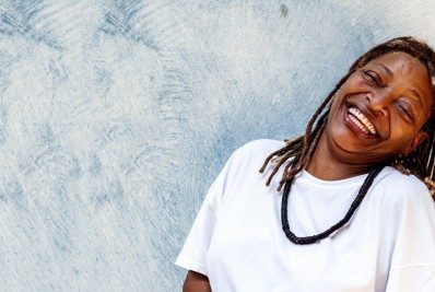 Mart’nália lança 'Água de Chuva no Mar', sucesso na voz de Beth Carvalho