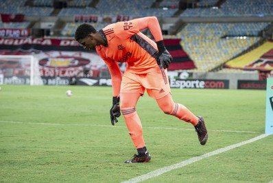 Hugo Souza reconhece erros no Flamengo: 'Reavaliei muita coisa'