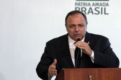 AGU aciona STF para Pazuello poder ficar calado em depoimento à CPI da Covid