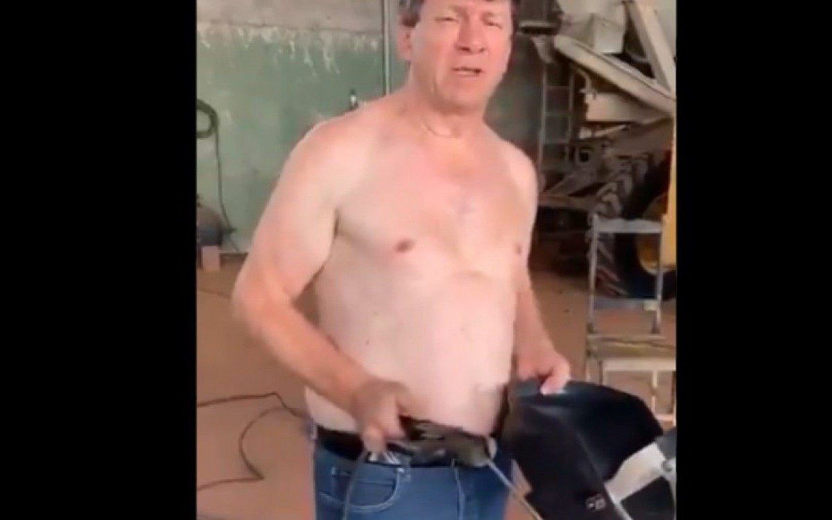 Imagens do 'processo de cura' promovido pelo ex-governador viralizaram nas redes sociais