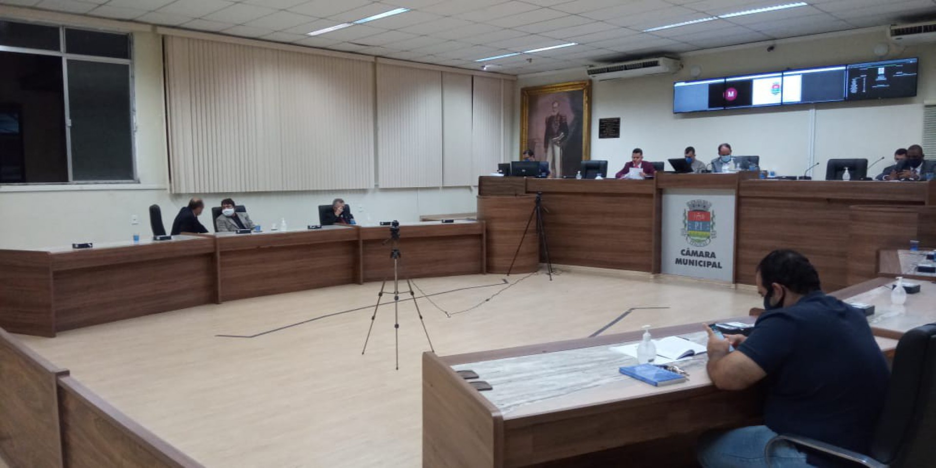 At&eacute; 530 reais de multa para quem insistir em andar sem m&aacute;scara em Itagua&iacute;