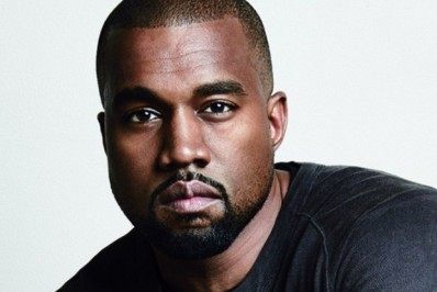 Kanye West é acusado de discriminação e violações por ex-segurança
