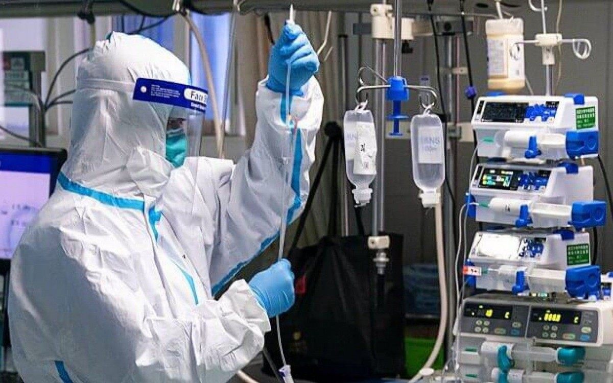 Defesa de rem&eacute;dios sem efic&aacute;cia contra a covid-19 vira capital pol&iacute;tico para m&eacute;dicos