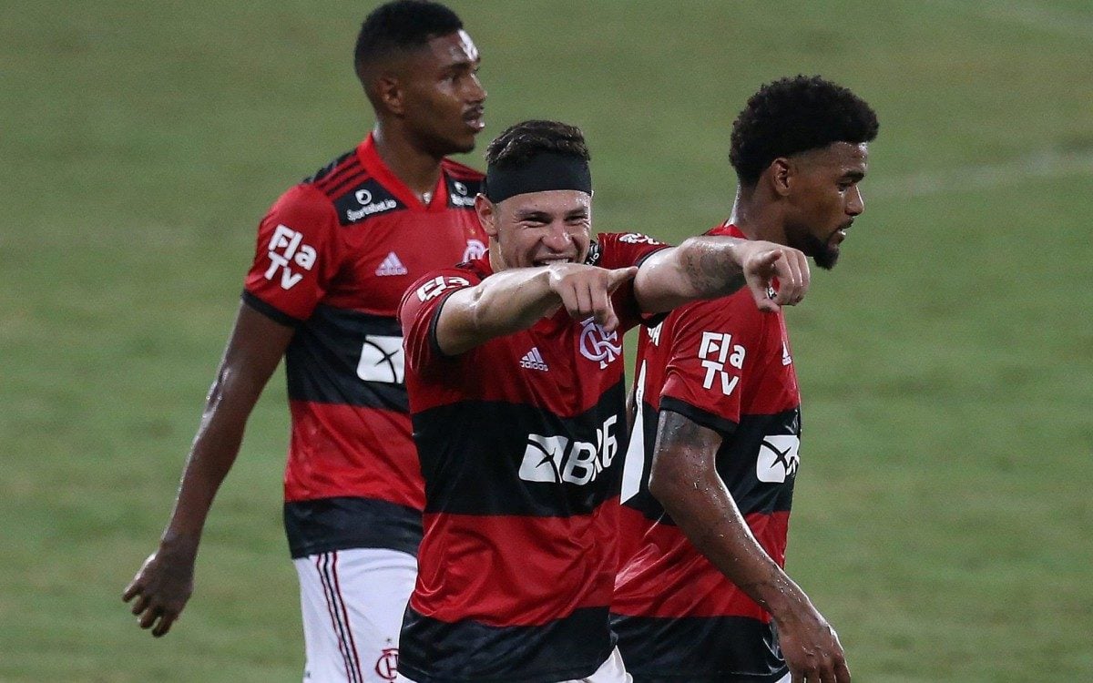Botafogo e Flamengo se enfrentam no estádio Nilton Santos,  pela quinta rodada do Campeonato Carioca 2021 - Daniel Castelo Branco