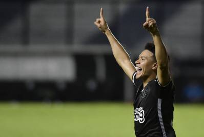Marquinhos Gabriel e Michel são relacionados para duelo do Vasco contra a Ponte Preta; Castan segue fora
