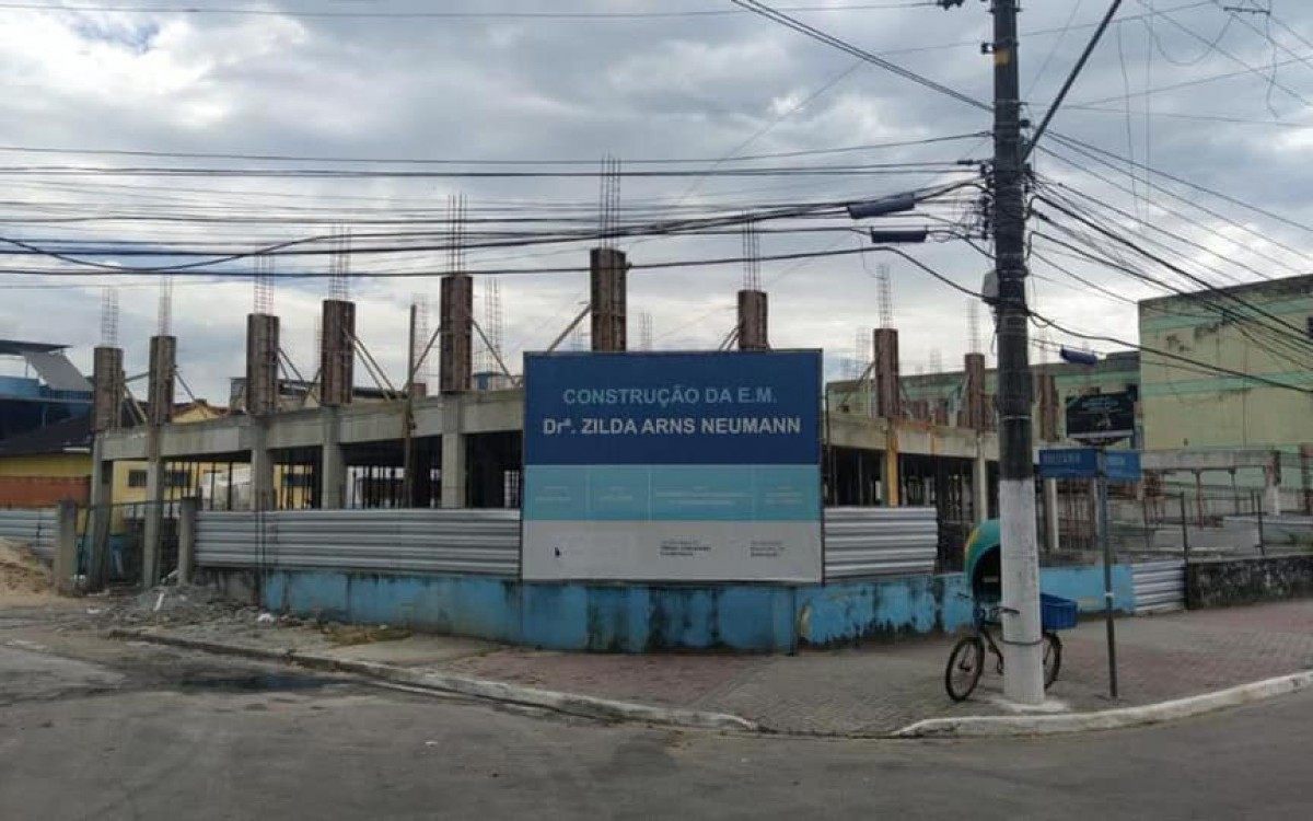 Obras em andamento em Duque de Caxias - Divulga&ccedil;&atilde;o
