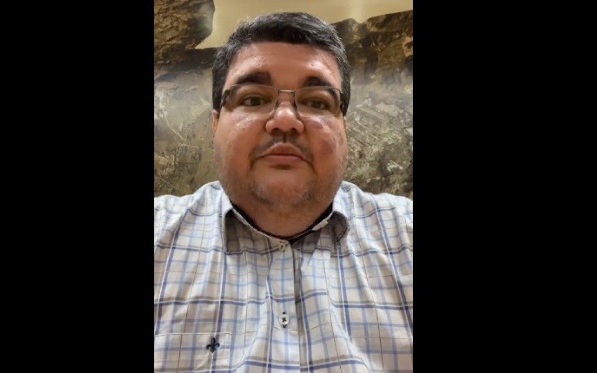 Rubem Vieira na live: medidas do governo estadual ser&atilde;o seguidas em Itagua&iacute;, e equipes de Choque de Ordem v&atilde;o circular por toda a cidade