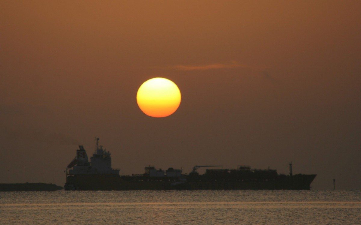 Entenda o que representa sonhar com navio