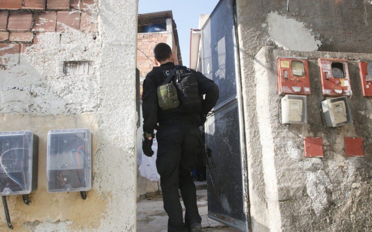 Opera&ccedil;&atilde;o mira traficantes e empresa de internet suspeita de liga&ccedil;&atilde;o com o tr&aacute;fico de drogas