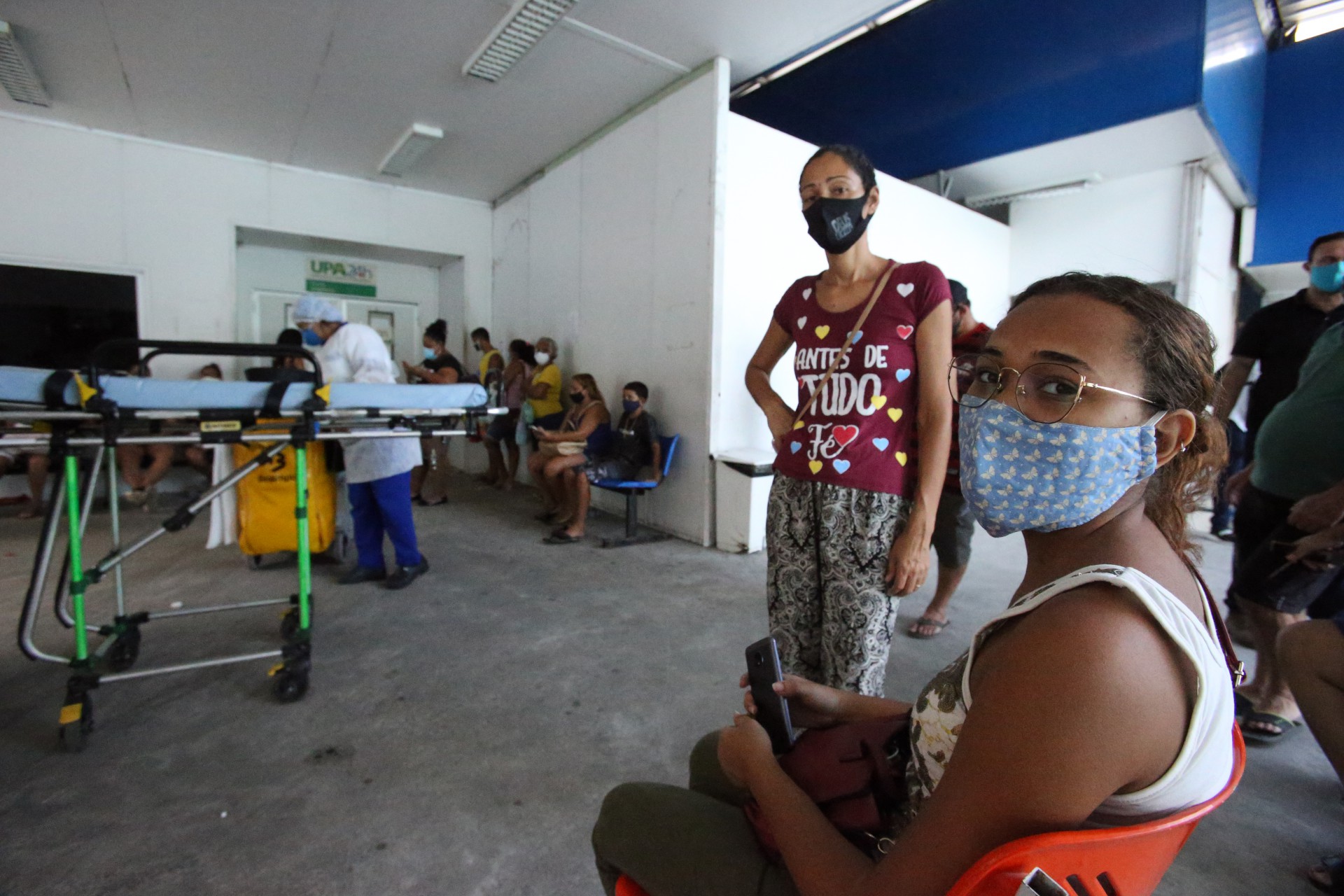 Movimenta&ccedil;&atilde;o na UPA Parque Beira Mar em Duque de Caxias. Na foto, Ana Caroline - Daniel Castelo Branco
