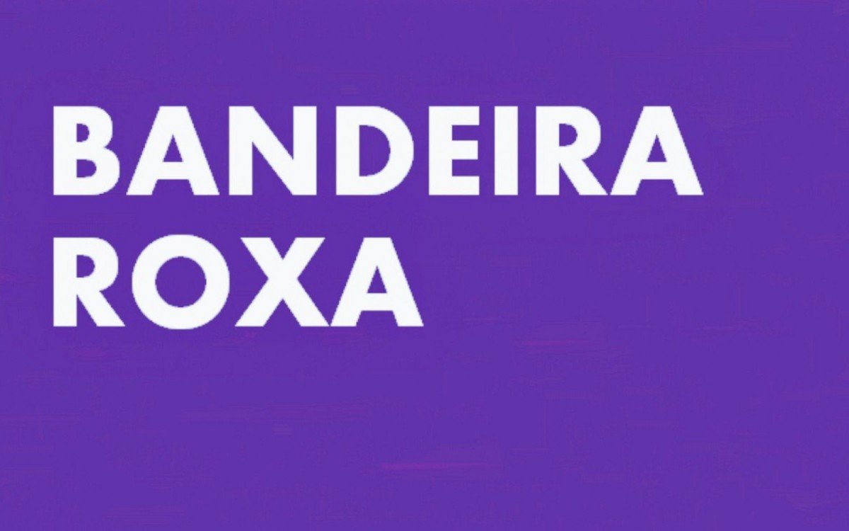 Bandeira roxa em Itabora&iacute;