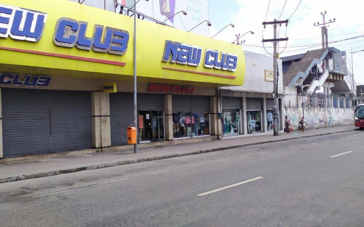 Comércio aberto em meio ao decreto de suspensão de atividades não essenciais - Reprodução