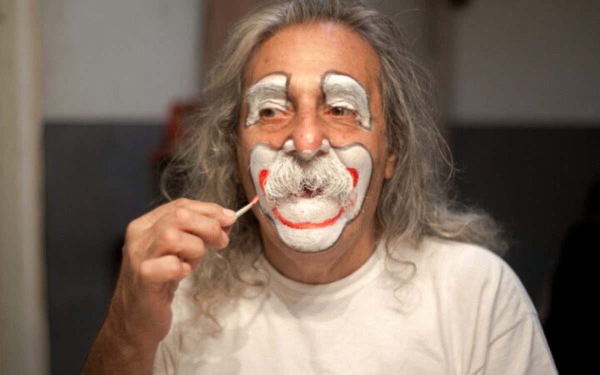 O Festilha&ccedil;xs celebra o universo circense em suas variadas express&otilde;es, e conta com uma grande programa&ccedil;&atilde;o de artistas nacionais e internacionais