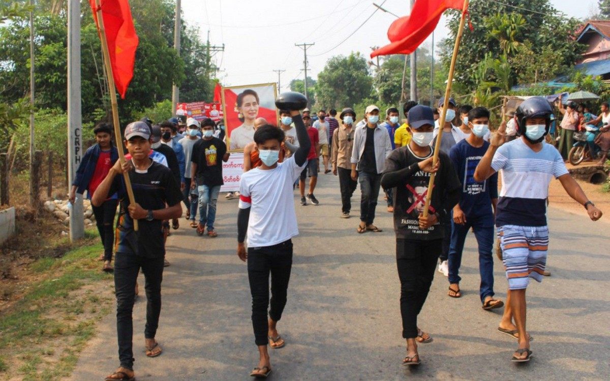 A violenta repress&atilde;o das for&ccedil;as de seguran&ccedil;a no in&iacute;cio da manh&atilde; frustrou os planos de protestos em v&aacute;rias cidades, coincidindo com o desfile militar organizado por ocasi&atilde;o do Dia das For&ccedil;as Armadas