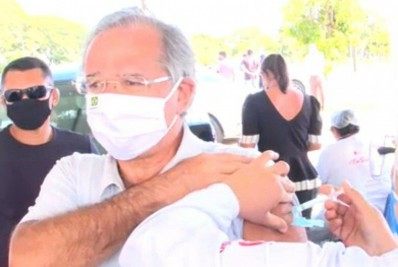 'Quem é o ministro da Economia para criticar a vacina chinesa', questionou o presidente da CPI da Covid