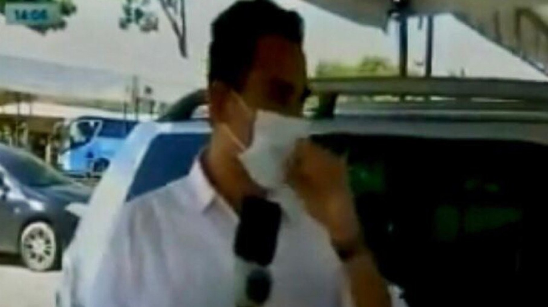 Mateus Borges, do Balan&ccedil;o Geral Bahia, se emociona ao ver pai sendo vacinado
 - Reprodu&ccedil;&atilde;o/Record