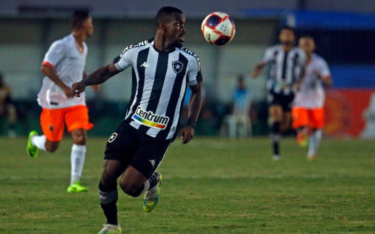 Botafogo e Nova Igua&ccedil;u