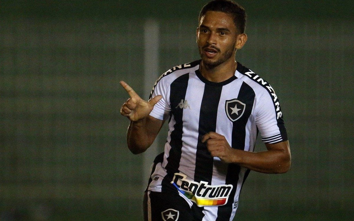 Botafogo derrotou o Nova Iguaçu por 2 a 1 - Vitor Silva / Botafogo