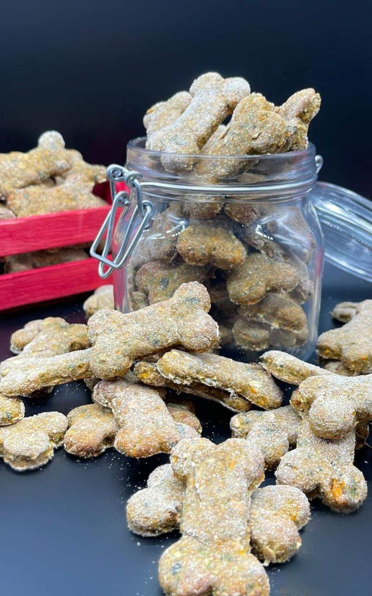 Chef Fl&aacute;vio Duarte ensina a receita pr&aacute;tica, saborosa e saud&aacute;vel para fazer em casa e agradar seu melhor amigo

