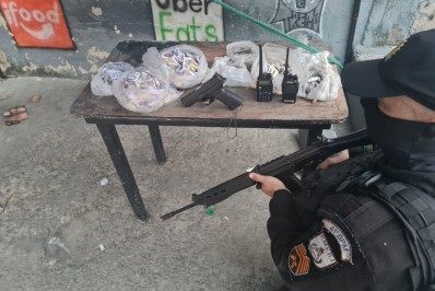 Dois suspeitos são baleados em confronto com PMs em Anchieta