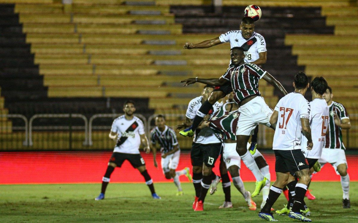 Volta Redonda - 30/03/2021 - Estádio Raulino de Oliveira..Fluminense enfrenta o Vasco esta noite em Volta Redonda pela 7ª rodada do Campeonato Carioca 2021 - Taça Guanabara..
