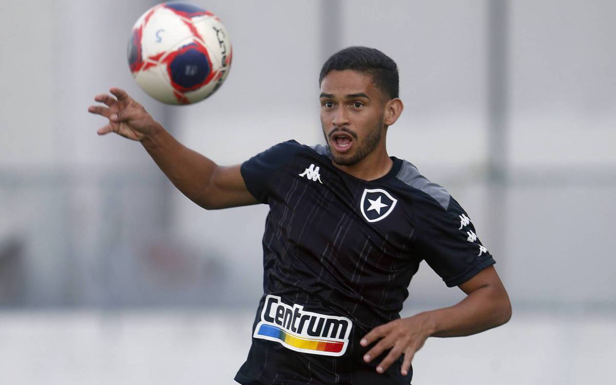 Marco Antonio.  Treino Botafogo no Estadio Nilton Santos. 26 de Marco de 2021, Rio de Janeiro, RJ, Brasil. Foto: Vitor Silva/Botafogo. .Imagem protegida pela Lei do Direito Autoral N&ordm; 9.610, DE 19 DE FEVEREIRO DE 1998. Sendo proibido qualquer uso comercial, remunerado e manipulacao/alteracao da obra..