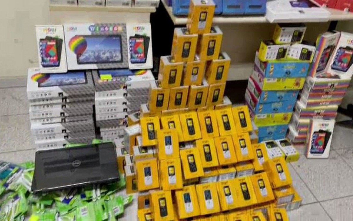 Criminoso foi capturado com 360 aparelhos lacrados, como tablets, notebooks, videogames, al&eacute;m de um aparelho de ar-condicionado
