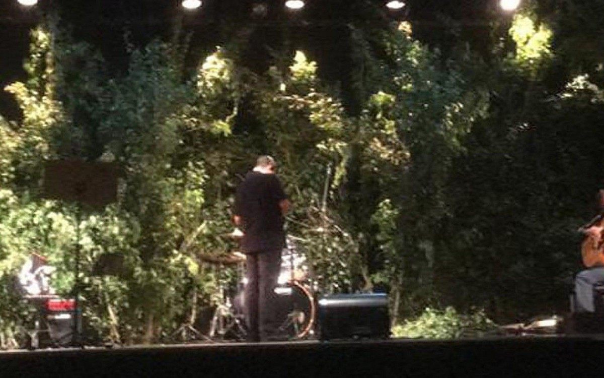  A Paixão Cristo deste ano mostra ciclos importantes da vida de Jesus que são a Última Ceia e a morte na cruz, adaptando para a nossa realidade por conta da pandemia