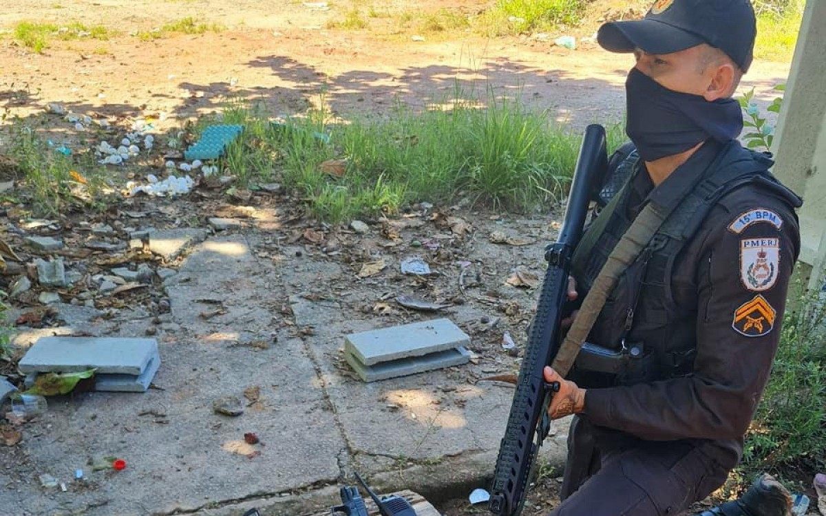 Suspeito &eacute; ferido em opera&ccedil;&atilde;o em Duque de Caxias