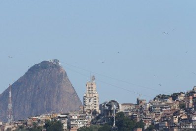 Polícia faz operação no Morro da Providência; moradores relatam troca de tiros