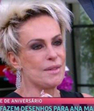 Ana Maria Braga ganhou de presente uma roupa desenhada pelos netos
 - Reprodução/Globo