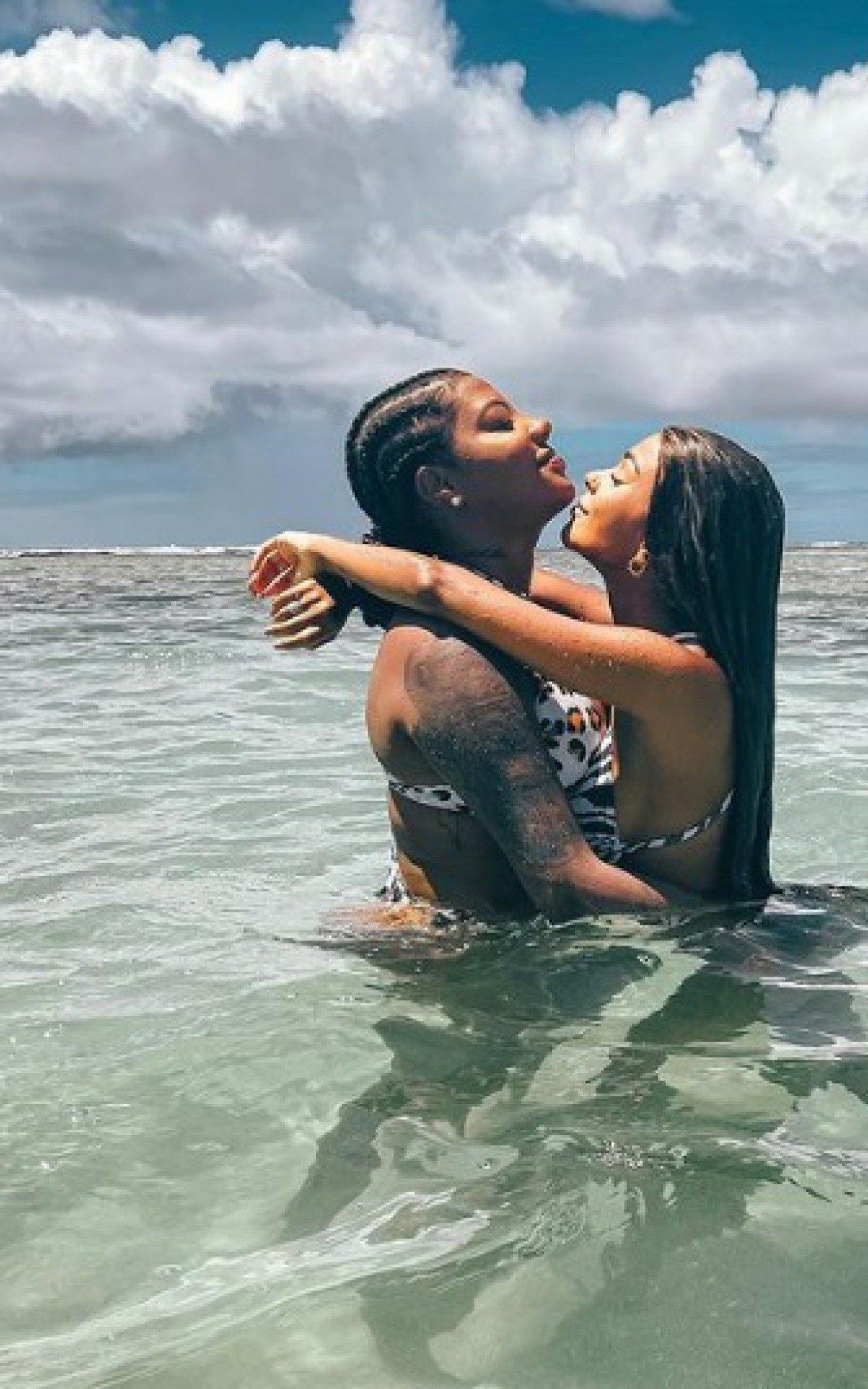 Ludmilla e a esposa, Brunna