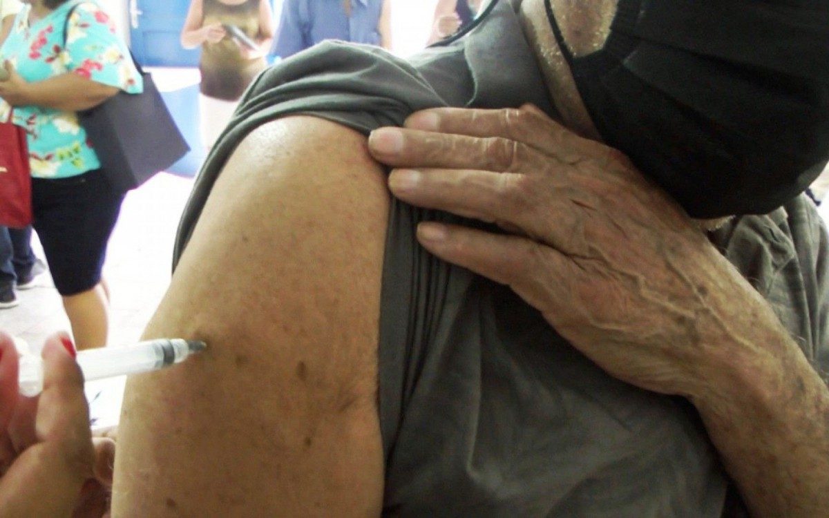 Imuniza&ccedil;&atilde;o acontece em nos bairros e distritos do munic&iacute;pio