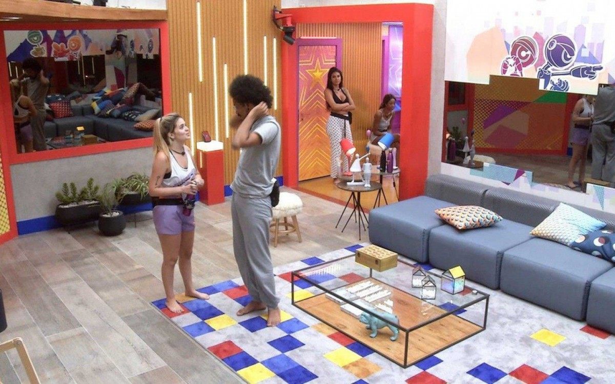 Viih Tube e Jo&atilde;o