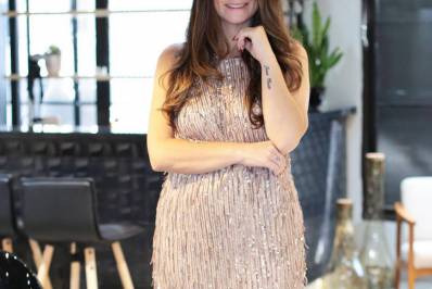 Luiza Ambiel comemora sucesso de perfil íntimo no Instagram