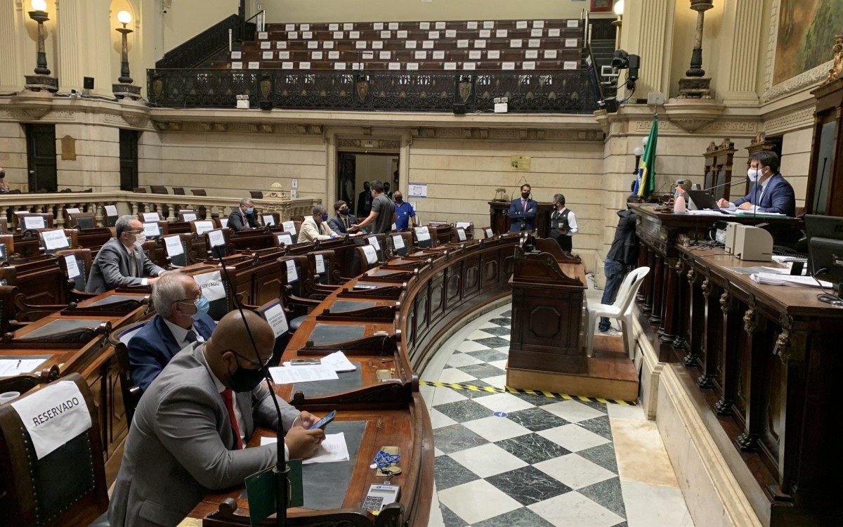 Plen&aacute;rio da Casa analisar&aacute; tamb&eacute;m previd&ecirc;ncia complementar